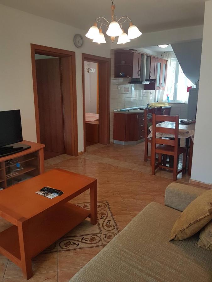 Monika Apartment Rab Town Luaran gambar